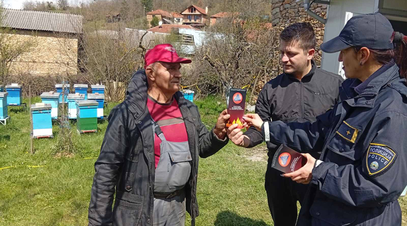 СВР одржа работни средби во Дебрца за подигнување на свеста за шумските пожари